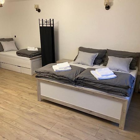 Apartmán Pod Mandloní Starovice Exterior foto